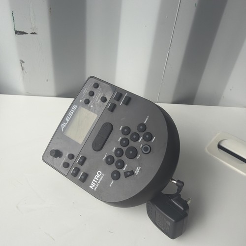Alesis drum module wth - module, (dm7x)